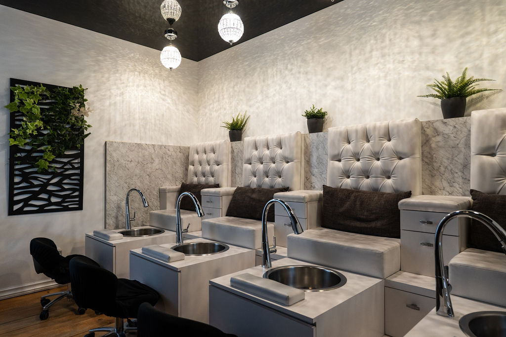 Salle de pédicure luxueuse du Spa Santé Le Nénuphar