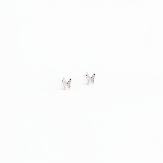 Boucles d'oreilles Envol Caroline Néron — papillon minimaliste argent — Spa Santé Le Nénuphar