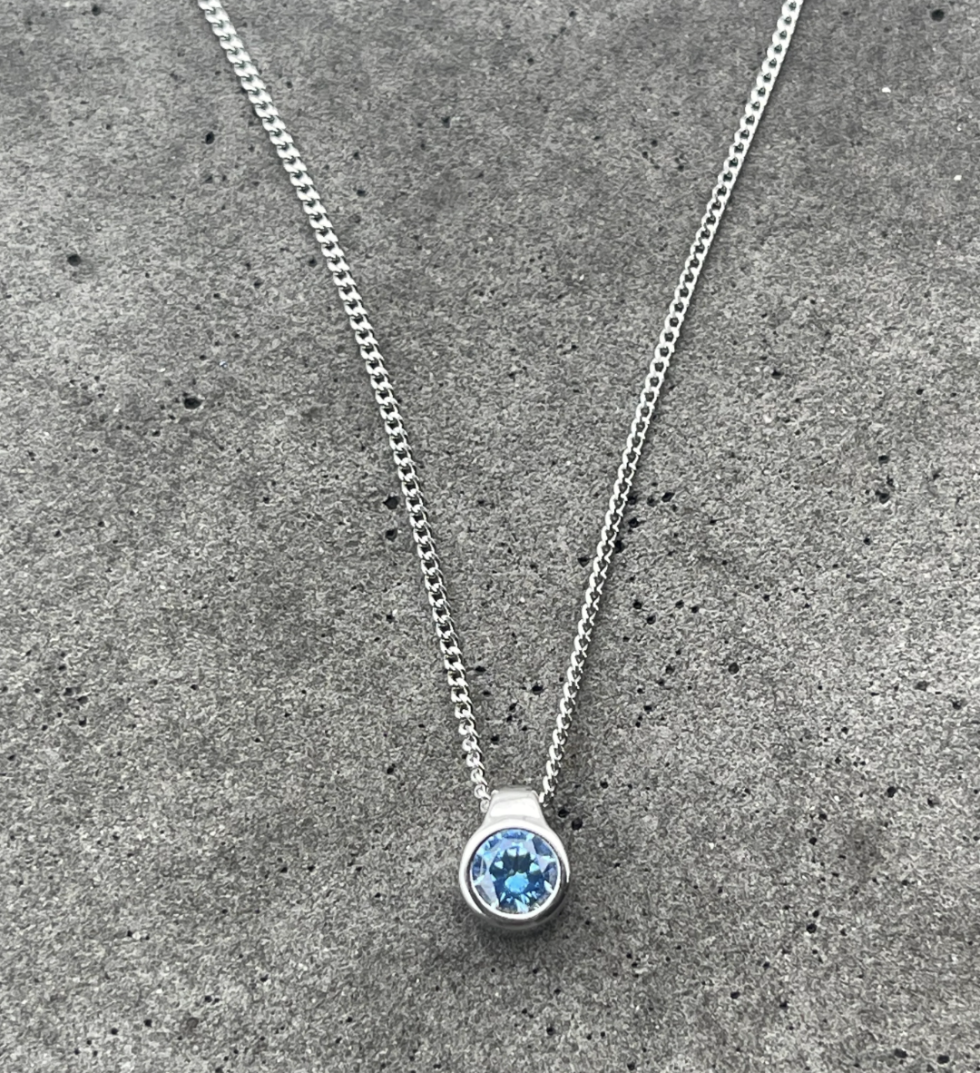 Collier Sweet Love Bleu cobalt - Caroline Néron