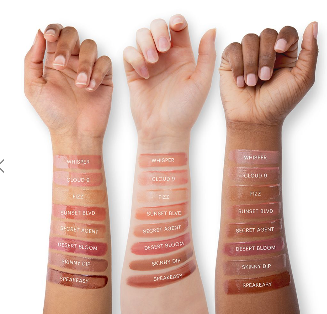 Échantillons de gloss Glo Skin Beauty appliqués sur des bras — Spa Santé Le Nénuphar