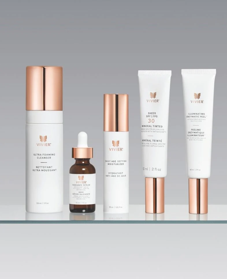 Programme éclat quotidien Vivier — Nettoyant Ultra Moussant, Sérum Radiance, Hydratant Anti-Âge, FPS 30 minéral teinté et Peeling Enzymatique Illuminateur
