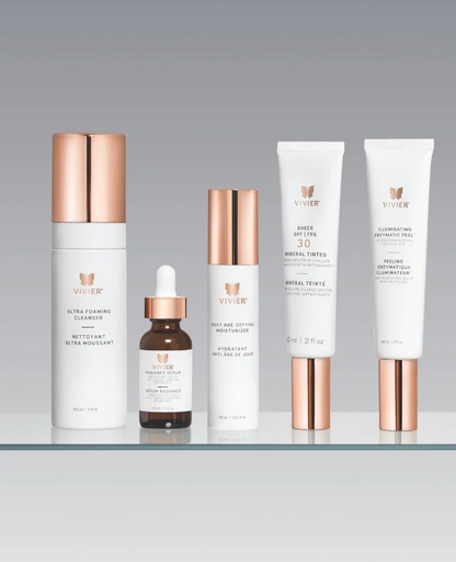 Programme éclat quotidien Vivier — Nettoyant Ultra Moussant, Sérum Radiance, Hydratant Anti-Âge, FPS 30 minéral teinté et Peeling Enzymatique Illuminateur