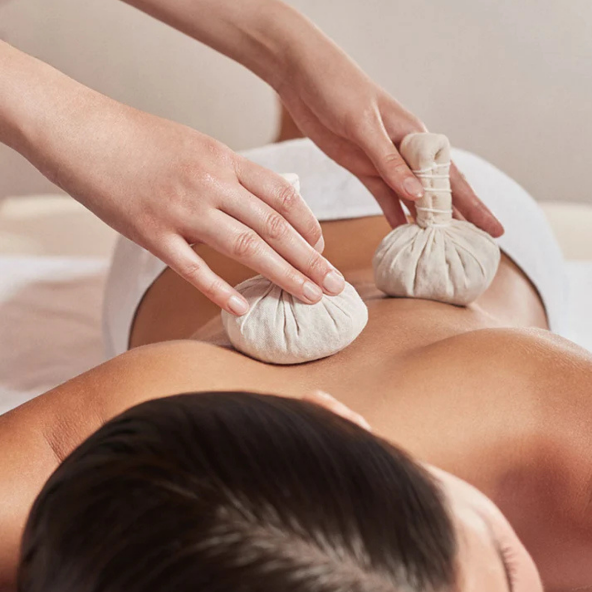 Rituel spa Îles du Pacifique Thalgo avec gommage corporel — Spa Santé Le Nénuphar