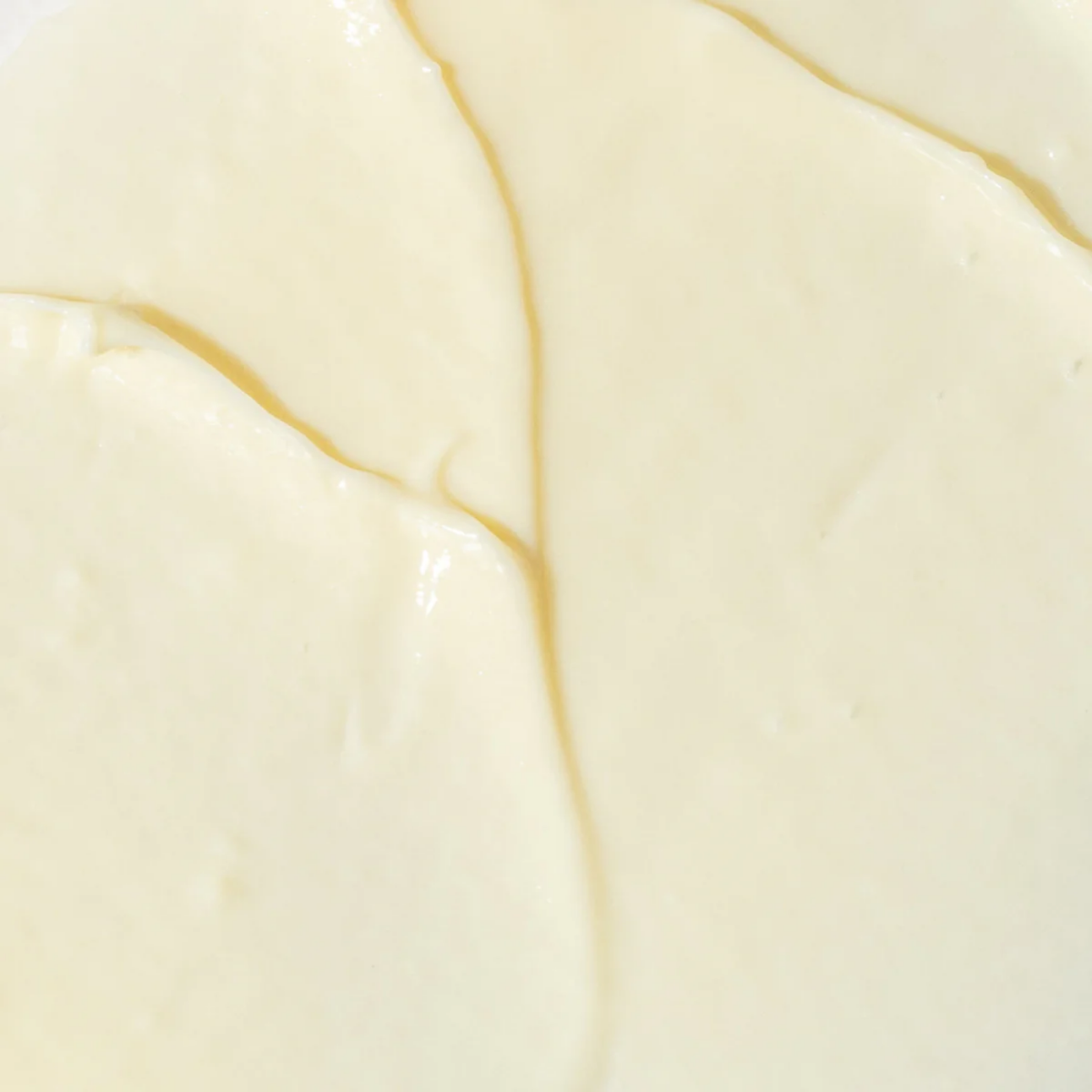 Texture du rétinol 1,0 % Vivier, formule crémeuse haute performance à libération lente Poly-Pore — Spa Santé Le Nénuphar